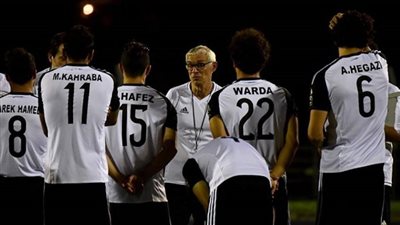 قائمة ودية كولومبيا ترسم ملامح المستبعدين من قائمة الفراعنة بالمونديال