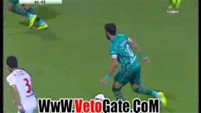 بالفيديو.. رمزي خالد يهدد مرمى الزمالك مع انطلاق الشوط الثاني