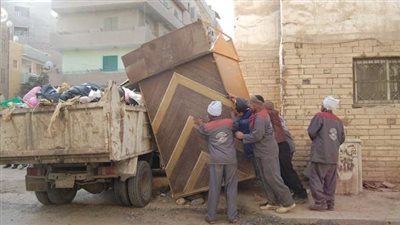 رفع 2200 طن قمامة في حملة مكبرة بكفر الدوار