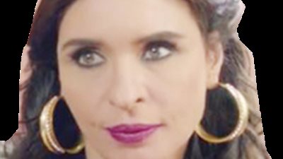 الراقصة دينا: ملابسي في «الحرباية» ليست عارية.. ونجاح «غرابيب سود» أبهرنى