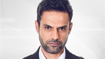 أمير طعيمة يهاجم محمد رمضان: عمرو دياب ممكن يشتري كل أملاكك بشغل سنة