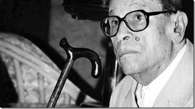 نجيب محفوظ يعاني أول حبه في العباسية 