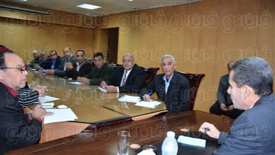 محافظ الغربية يوجه بإعادة هيكلة العاملين بالوحدات المحلية وفق الاحتياجات