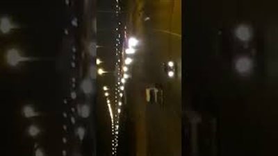 رد فعل سائق فقد السيطرة على سيارته (فيديو)