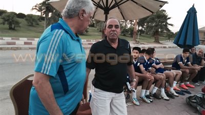 بالصور.. «عبد الكريم» يحفز لاعبي «المقاولون» في معسكر أكتوبر