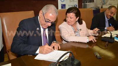 «رجال الأعمال» تشهد توقيع بروتوكولات مبادرة من الجامعة إلى العمل