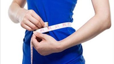 8 أطعمة تمنحك بطنا مسطحا