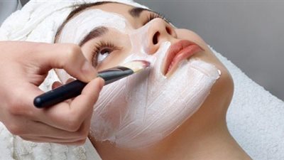 للعروس.. ماسك النشا لتهدئة البشرة الحساسة