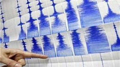 خبير زلازل يطالب المصطافين بسواحل البحر المتوسط بالابتعاد عن المياه