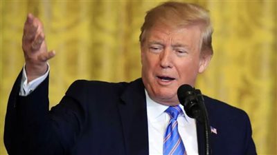 ترامب يوجه خطابا ناريا إلى رئيسة مجلس النواب الأمريكي | صور