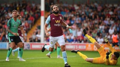 بمشاركة الثنائي المصري.. أستون فيلا يكتسح ليفربول بخماسية ويطيح به من كأس الرابطة الإنجليزية