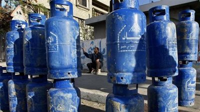 ضبط 8374 إسطوانة غاز و11 طن سلع تموينية قبل بيعها بالسوق السوداء