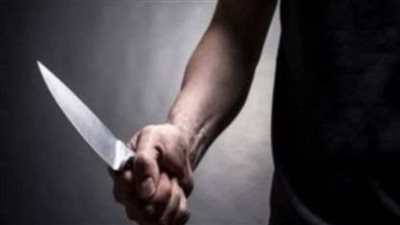 طالب يشرع في قتل عاطل بسبب زجاجة عصير بالقليوبية