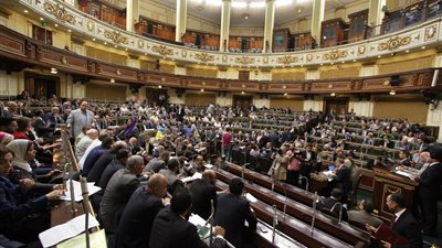 نواب سيناء ينسحبون من جلسة البرلمان بسبب قانون تقنين وضع اليد