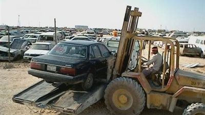 رفع 42 سيارة متروكة بالشوارع وضبط 2012 دراجة بخارية