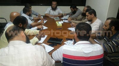 «نور» دمياط يبحث مشكلة أصحاب المزارع السمكية