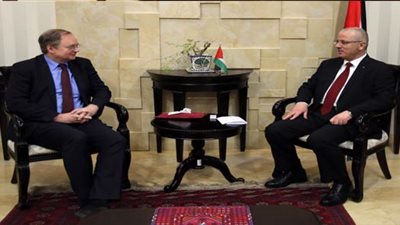 الاتحاد الأوروبي يدعو لرفع حصار غزة وتمكين حكومة التوافق