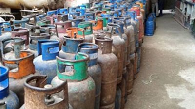 ضبط 70 أسطوانة غاز قبل بيعها بالسوق السوداء بدمياط