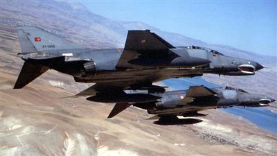 الأركان التركية تعلن مقتل 15 مسلحا جنوب شرقي البلاد وشمالي العراق