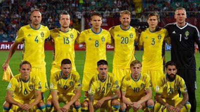 السويد تتعادل سلبيا أمام الدنمارك بالشوط الأول