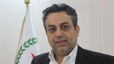 باحث كردي يهاجم المجلس الوطني السوري: مؤسسة تهيمن عليها الإخوان