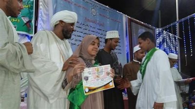 تكريم حفظة القرآن الكريم بالبياضة في الأقصر (صور)