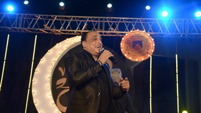 «تقى» و«أنغام الشباب» يتألقان في الهناجر (صور)