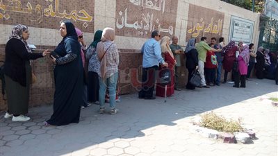 البحث عن الظل.. مهمة أولياء الأمور بعد بدء امتحانات الثانوية العامة