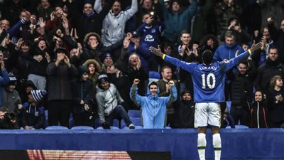 لوكاكو يقترب من مانشستر يونايتد مقابل 75 مليون يورو