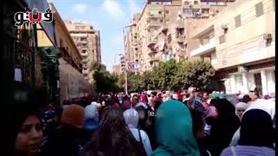 تفتيش الطلاب أمام لجنة إنصاف سري يثير استياء الطالبات (فيديو)