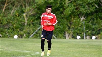 عبدالله جمعة ينتظم في معسكر 95 استعدادًا لمواجهة الكونغو.. غدًا