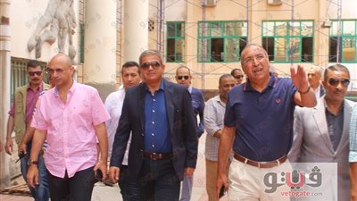 وزير الرياضة يتفقد حمام السباحة الأوليمبي بنادي الاتحاد السكندري