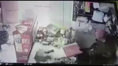 بالفيديو.. عملية سطو مسلح على سوبر ماركت بالمدينة المنورة