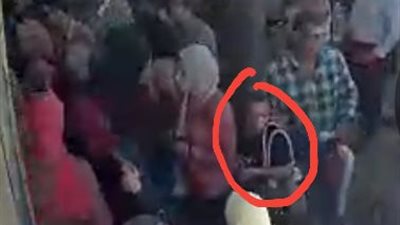 شرطة النقل تضبط سيدة تسرق الركاب بمترو الأنفاق