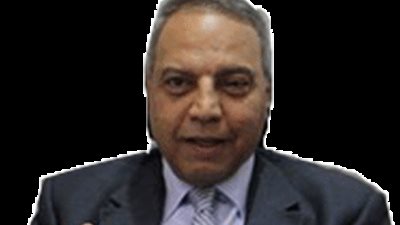 رئيس «القابضة لمصر للطيران»: انخفاض الخسائر رغم تحرير سعر الصرف وارتفاع الدولار