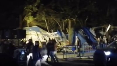 عناصر حزب الله وحركة أمل يحطمون خيام المتظاهرين اللبنانيين في النبطية | فيديو