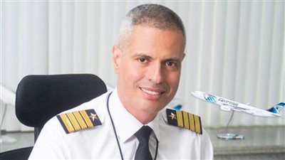 مصر للطيران تواصل خطة الهيكلة بدمج أعمال وأنشطة الشركات