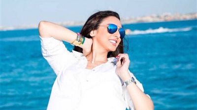 أنغام تحيى حفلا في الساحل الشمالى بصحبة المايسترو هاني فرحات