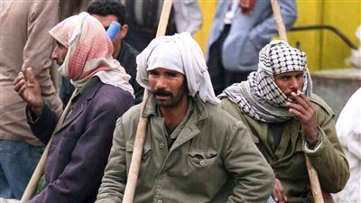 انتحار عامل مصري فى الكويت يكشف عن شبكة للاتجار بالبشر