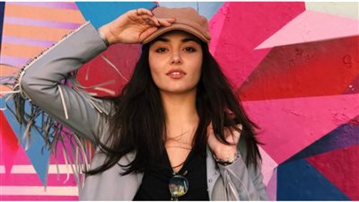 هاندا ارتشيل تهدي مبلغا ضخما لابنة شقيقتها فور ولادتها