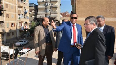 محافظ الدقهلية يمهل رئيس مجلس مدينة منية النصر ثلاثة أيام لإعادة ترتيب المخازن