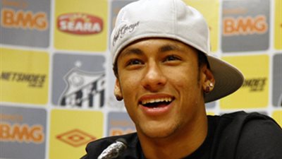 «نيمار» يعود لبرشلونة في لقاء ملقا