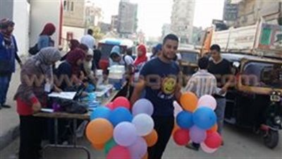 بالصور.. «رسالة» توزع العصائر على المارة بالشوارع في الشرقية