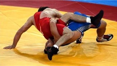 اتحاد المصارعة يكرم أمين الاتحاد الدولي لشباب الأزهر بالبحيرة