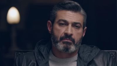 ياسر جلال يسافر برفقة عائلته لقضاء إجازة الصيف