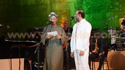 بالفيديو.. «زين وماهر» يجمعان بين «الصوفية والترانيم» على مسرح الفلكي