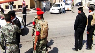 ضبط مخزن بضاعة وتدمير 7 عشش للإرهابيين بشمال سيناء