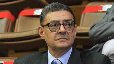 إنذار على يد محضر لرئيس الأهلي بسبب «سيارتين»