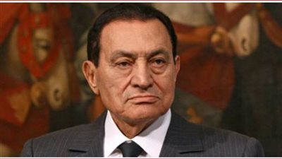 الرئيس الأسبق حسني مبارك يُعزي مرتضى منصور في وفاة شقيقته