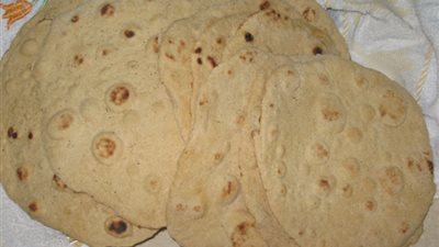 احتجاجات على نقص الخبز ببنى سويف.. وقطع طريق رئيسى لنقص السولار.. 3 قرى بأسيوط توقف خطوط السكك الحديدية.. عمال الوطنية للشحن يواصلون إضرابهم بالإسكندرية